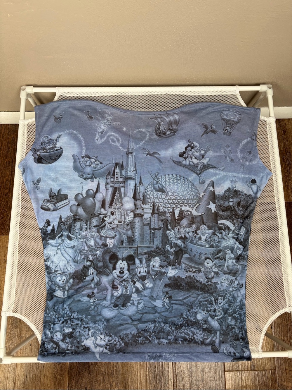 Disney Parks Blue Heathered Dolman Cap Sleeve Top Minnie Camera Castle S EUC AOP - Picture 6 of 16